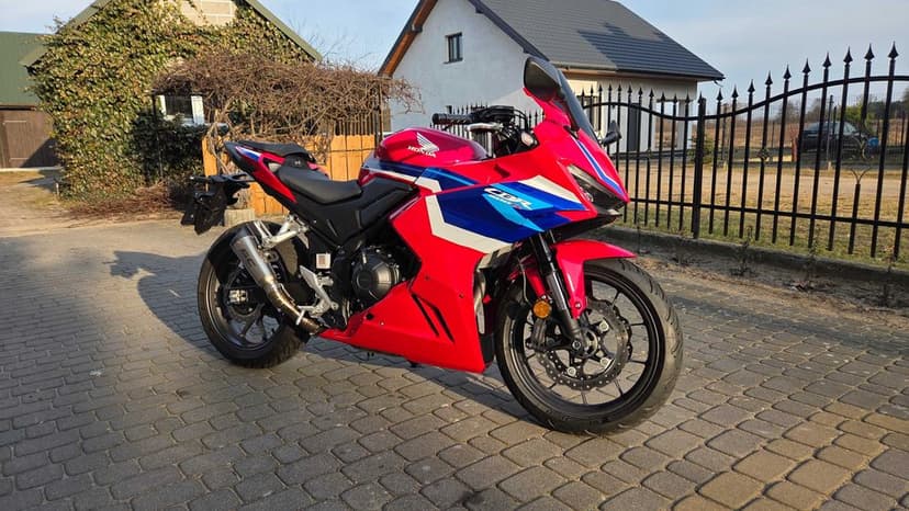 Honda CBR500R 2024