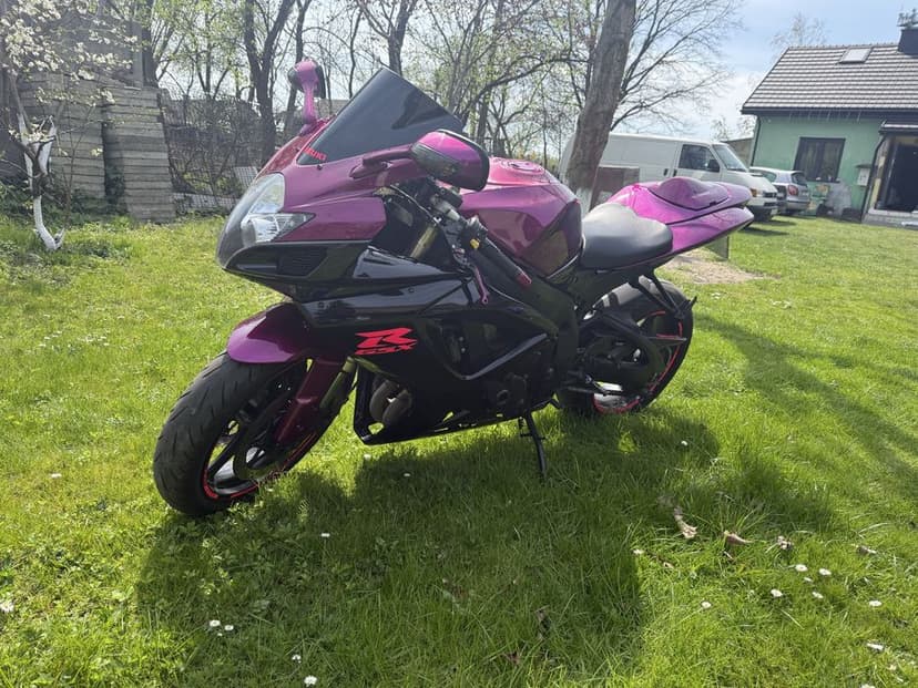 Suzuki GSXR 600 K7