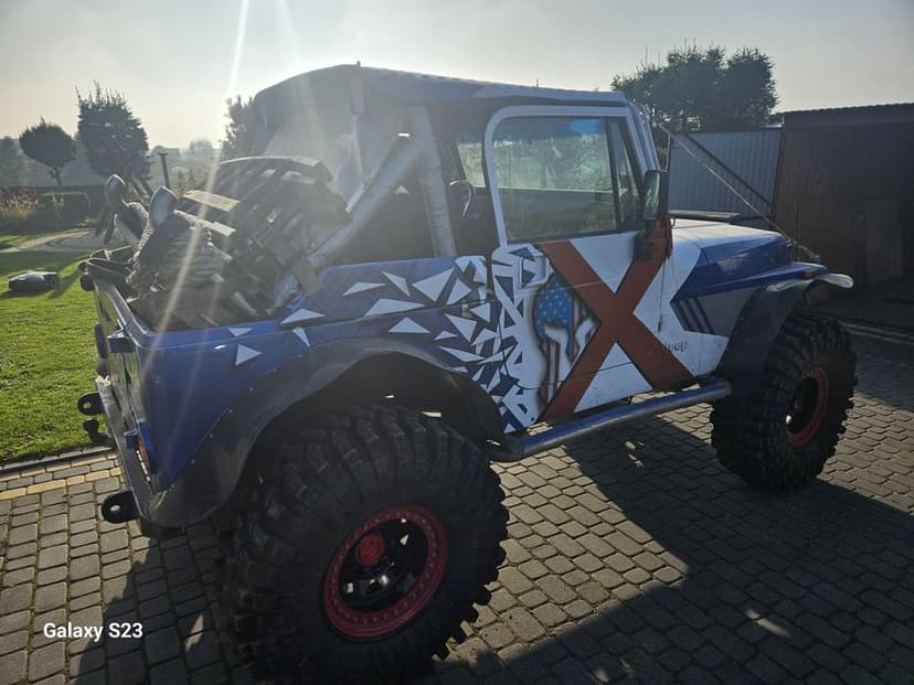 Jeep Wrangler 4.0 off-road mosty Patrol