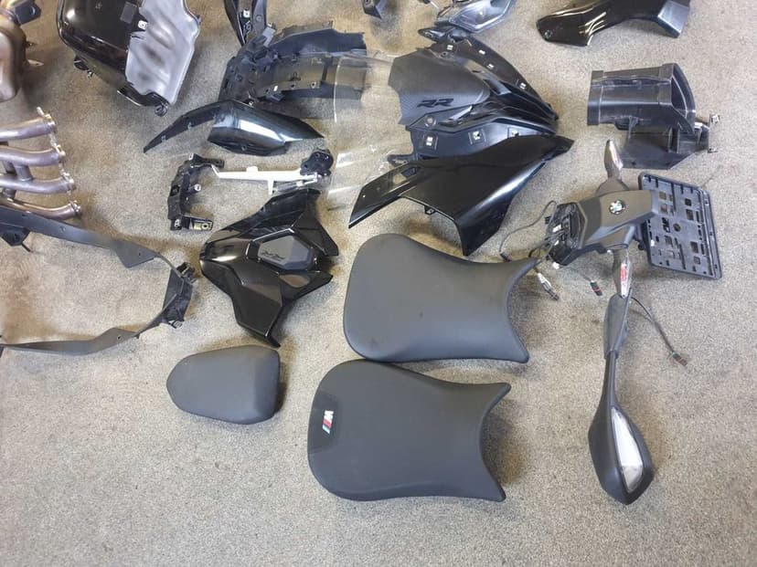 BMW S1000RR S1000R  Owiewki Koło Stelaż Zbiornik Lampa Części 2019 -25