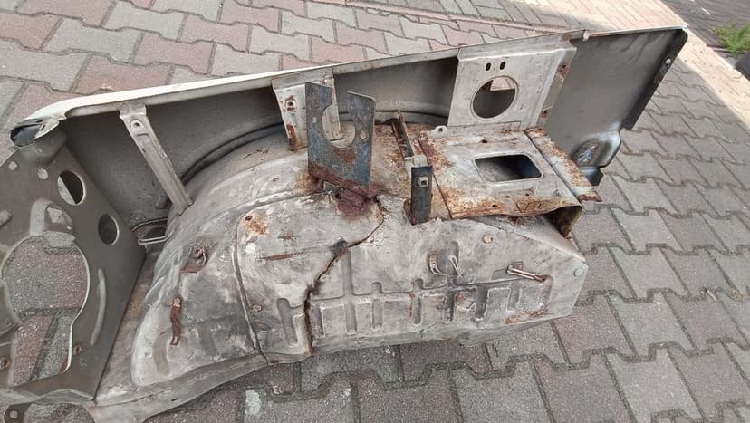 Suzuki Samurai błotniki prawy i lewy z nadkolami