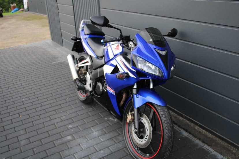Honda CBR 125 JC39 2007r. * Zarejestrowana * 47.224km A1 / B * RATY *