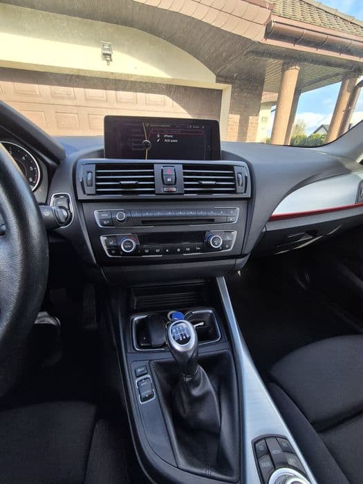 BMW Serii 1 [F20]- 2011r - zadbany hatchback  gotowy do jazdy!