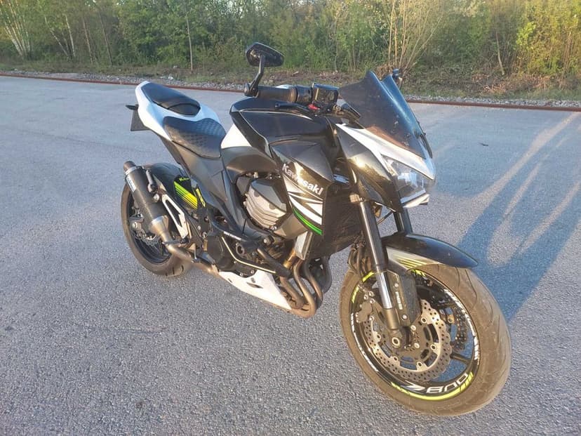 kawasaki z800 ABS (A2)