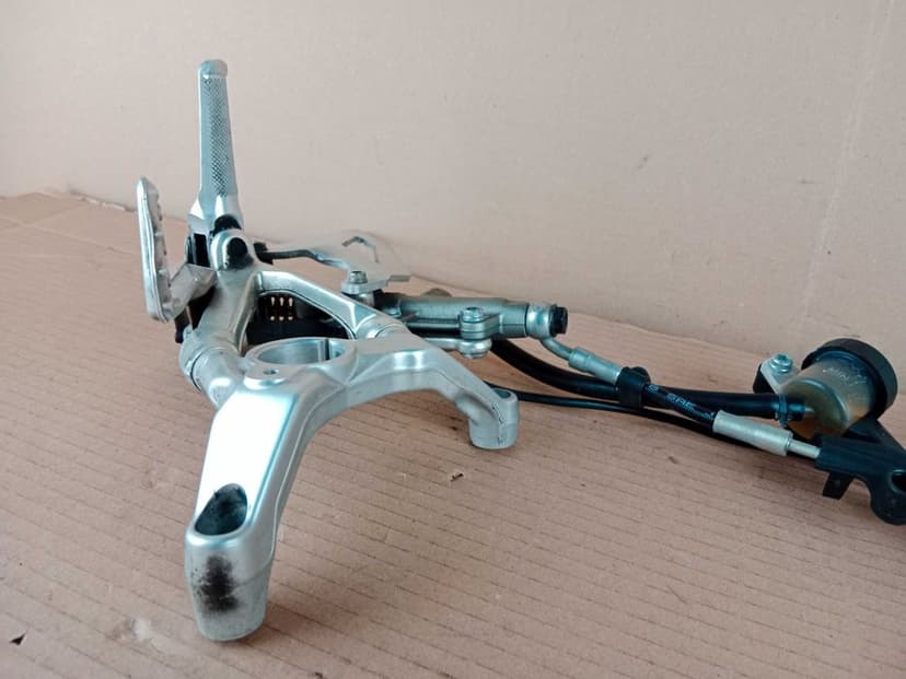 Ducati Panigale 959 Set Prawy Kierowcy Pompa Hamulcowa Przewód Czujnik