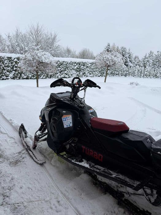 Skuter śnieżny Ski-Doo Freeride 850 Turbo niski przebieg