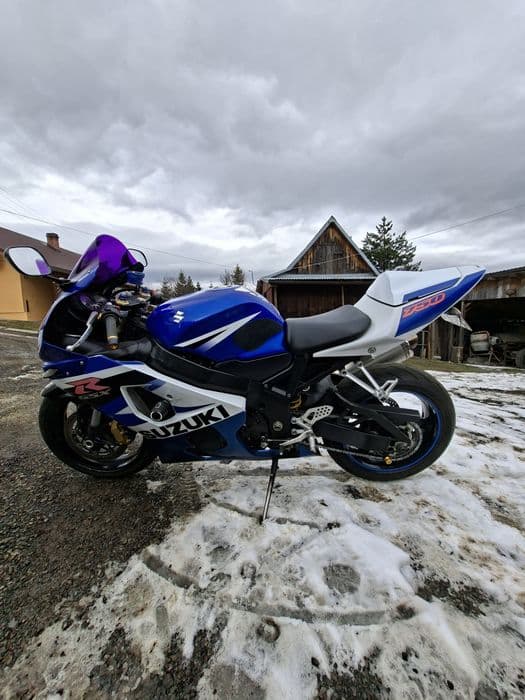 Suzuki Gsxr 750 k4