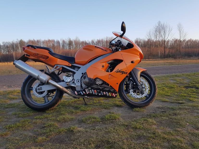 Kawasaki Ninja ZX-9R 900