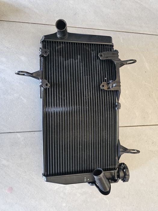 Chłodnica Ducati monster sp 2023