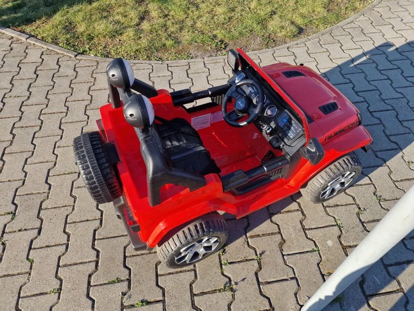 Jeep wrangler na akumulator