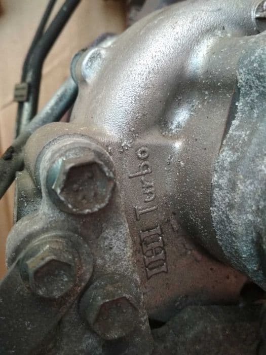 Toyota Land Cruiser 200 V8 J20 4.5 d4d turbina turbosprężarka turbo