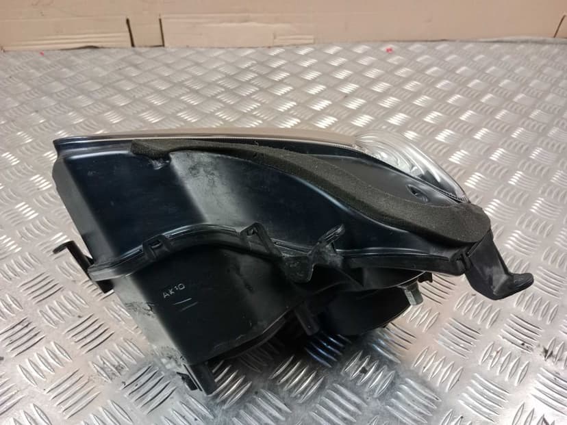 Kawasaki ZX14R Lampa Prawa Przód Przednia Reflektor Przedni  16-20