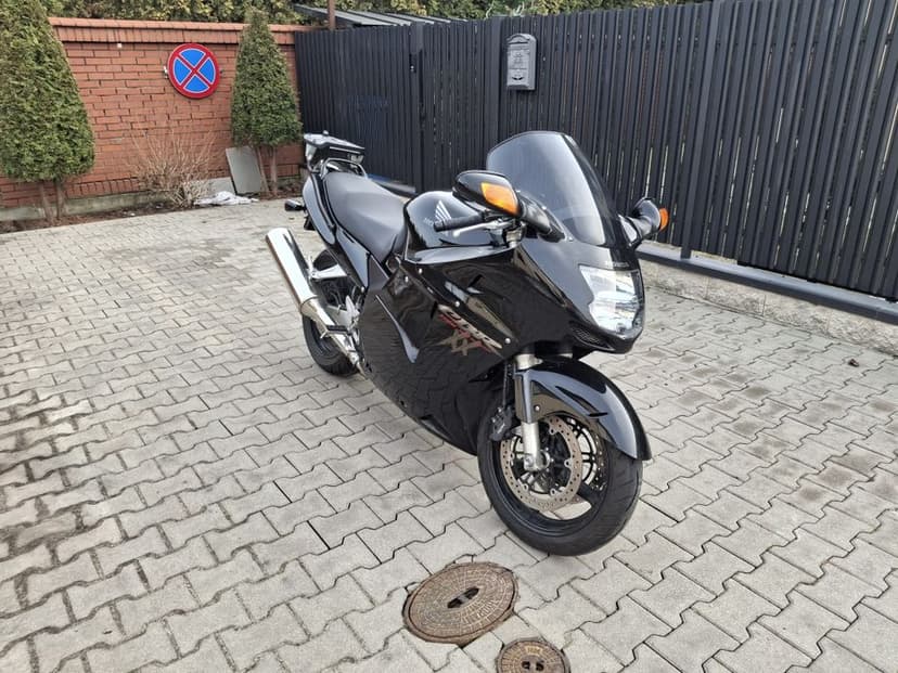 Honda cbr xx 1100 rok 1999 moc 164 KM  34 tys km