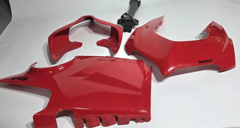 Ducati Panigale V4 18+ owiewki, czasza