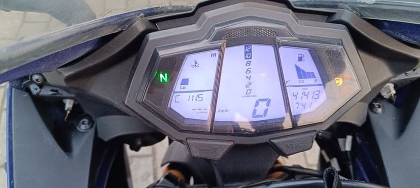 YAMAHA YZF 125 R 2015 Stan BDB Zarejestrowany kat A lub B cbr tzr r1