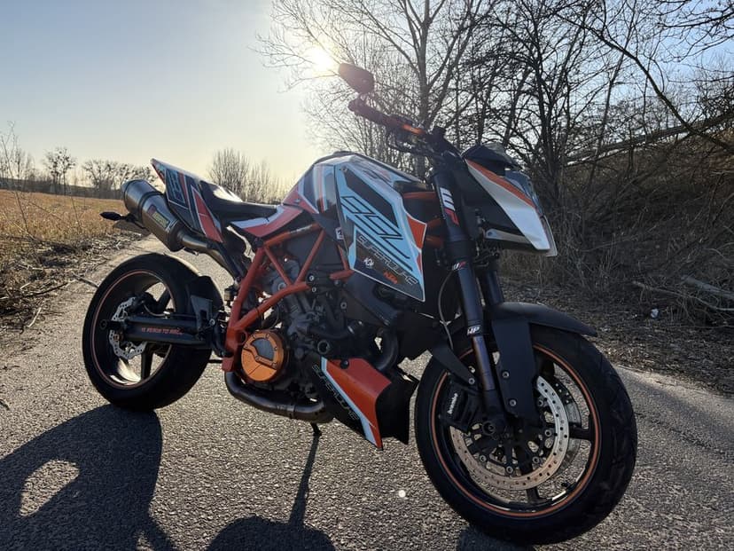 Ktm superduke 990r 2010 Zamiana 1290/s1000rr/hayabusa/intruder 1800