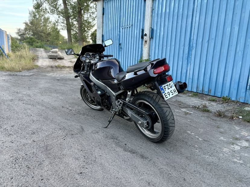 Kawasaki Ninja 600 | 1997 | 12 000 km | Stan bardzo dobry