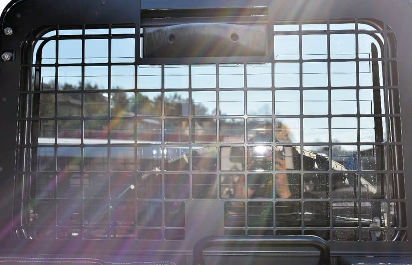 Osłona szyby tylnej kratka Land Rover Defender