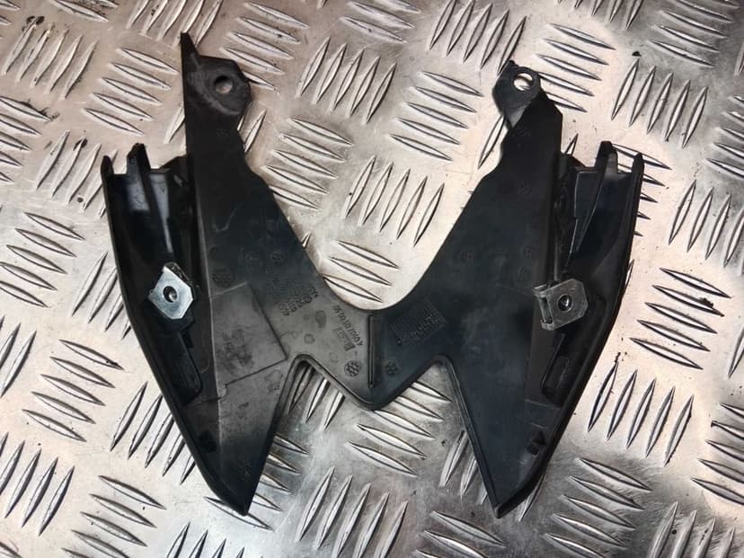 BMW S1000R Zadupek Ogon Owiewka Bok Prawy Lewy Łączniki Łącznik 14-20