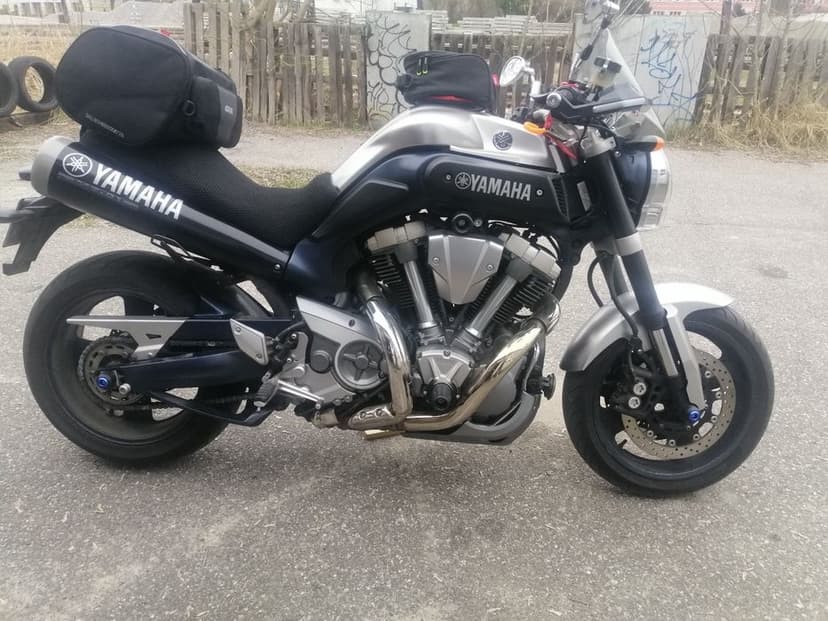 Yamaha MT01 Stan BDB 2006r