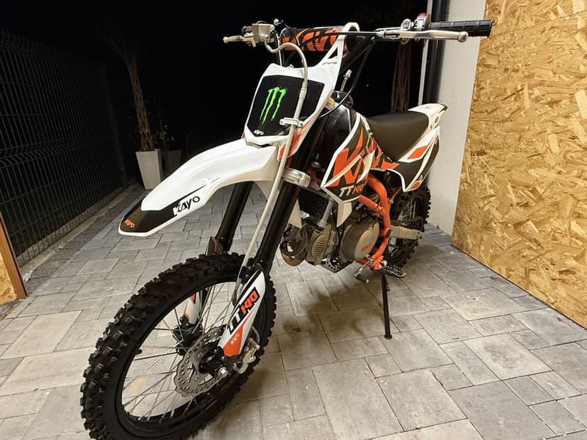 Kayo 140tt w idealnym stanie technicznym i wizualnym.