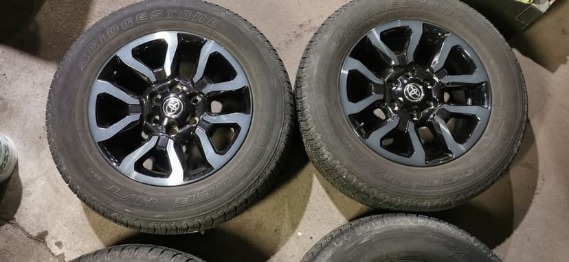 Koła Toyota Hilux 6x139,7 265/60/18