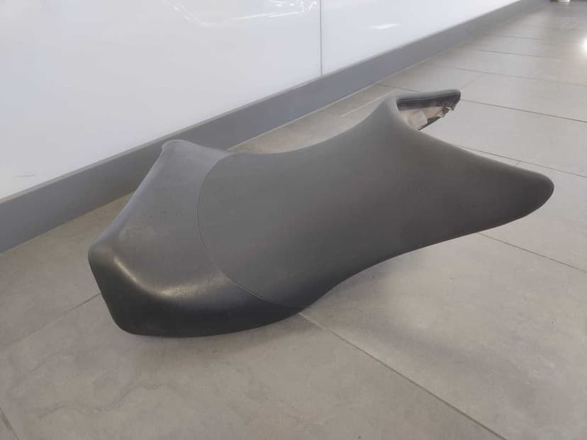 Siezdenie Kierowcy Kawasaki ZX12R 2000-01 [3404]