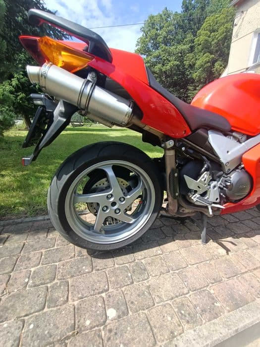Honda Vfr 800 vtec 2005 r