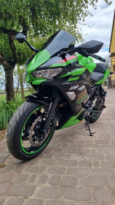 Kawasaki ninja 650 KRT po serwisie ABS 3750 przebieg