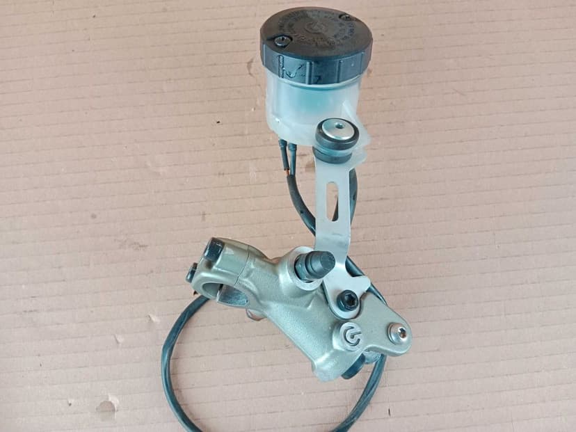 Ducati Panigale 959 Pompa Hamulca Pompa Hamulcowa BREMBO 16-19