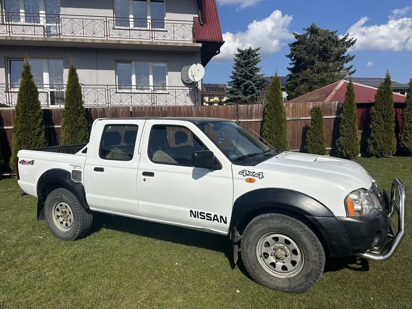 Zdrowy Nissan Navara 2.5 TDI 2007r 4x4 reduktor klimatyzacja