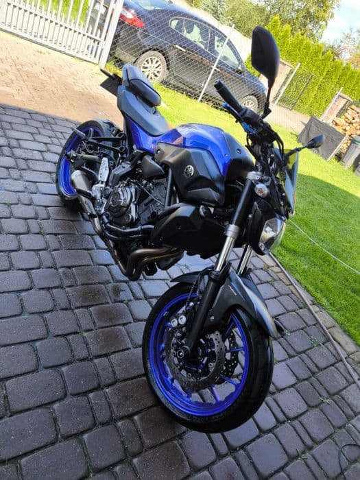Sprzedam Yamahę MT 07 2017 przebieg ok 25000