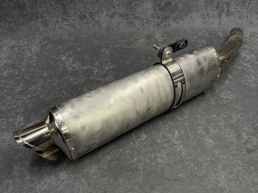 Wydechy Yoshimura Suzuki Hayabusa GSX-1300R końcówki tłumiki układ wydechowy Akrapovic LeoVince Arrow sportowy tuning
