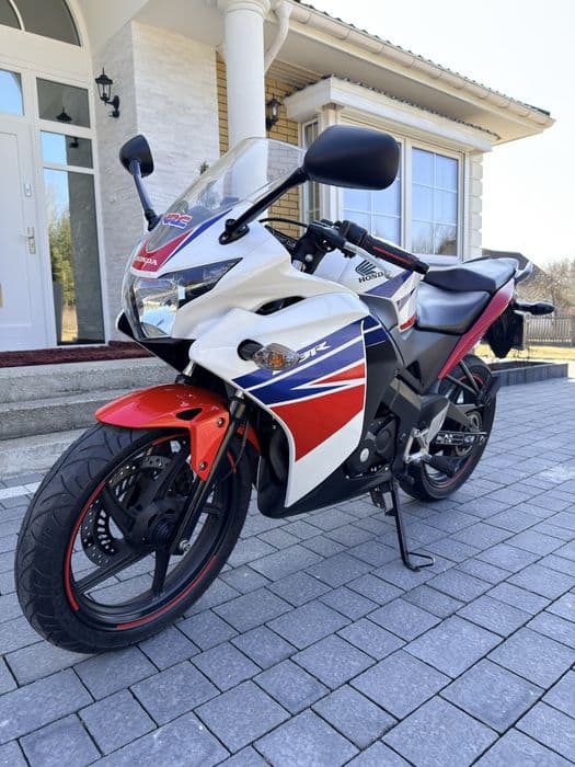 Honda CBR 125 R JC50 stan idealny