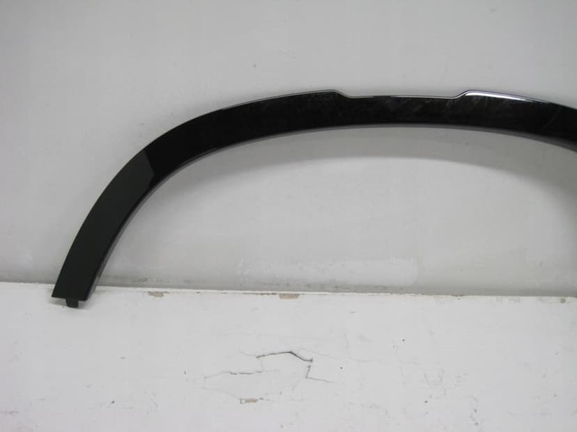 NAKŁADKA LISTWA BŁOTNIKA LAND ROVER DEFENDER L8B2-286D02-BX