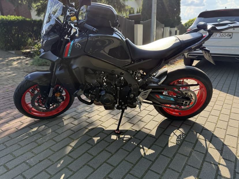 Yamaha Mt09 doinwestowana 2021r