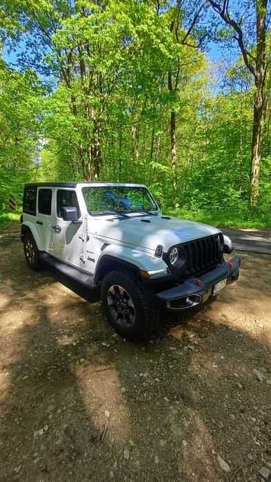 Jeep wrangler JL sahara 3.6l