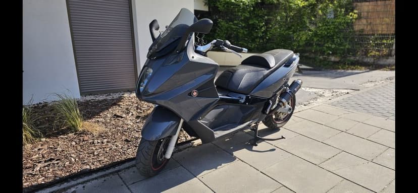 Piękna Gilera Gp800 (Sprilia Srv 850(bmw, x10,xmax)