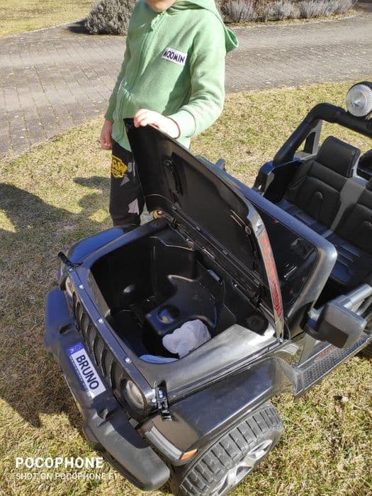 Autko Jeep Wrangler