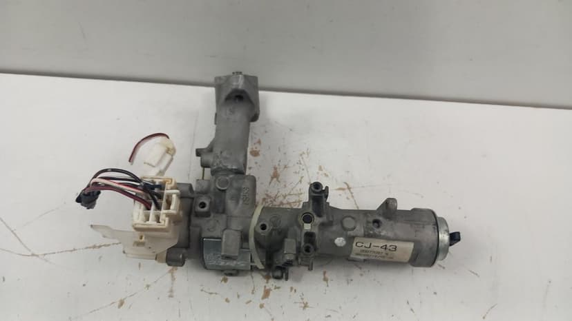 Toyota Land Cruiser  J100 Stacyjka Z Kluczykiem 45020-60-13