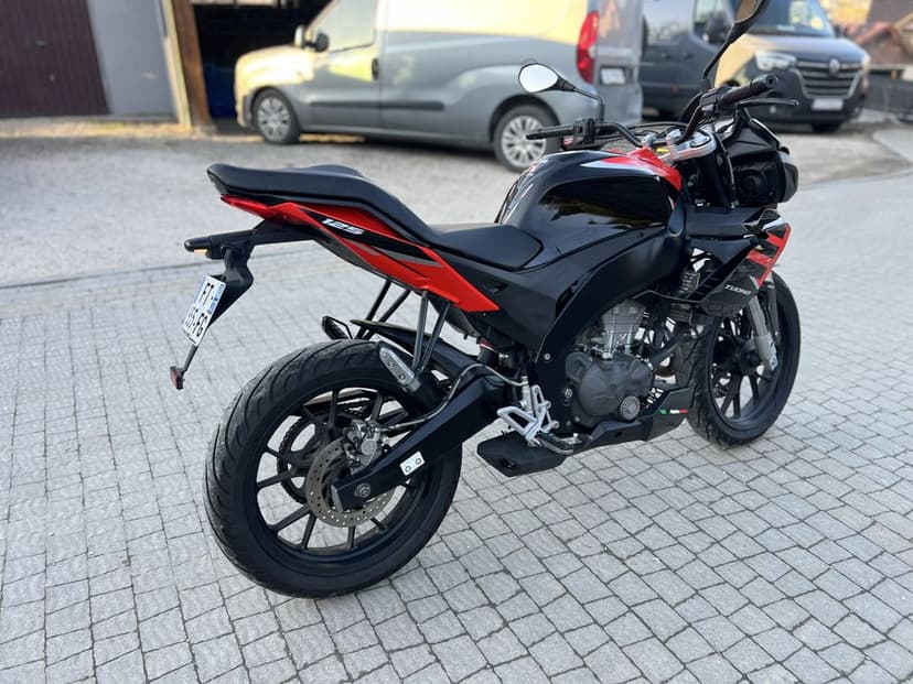 Aprilia Tuono 125 ! 15km ! Duke Mt