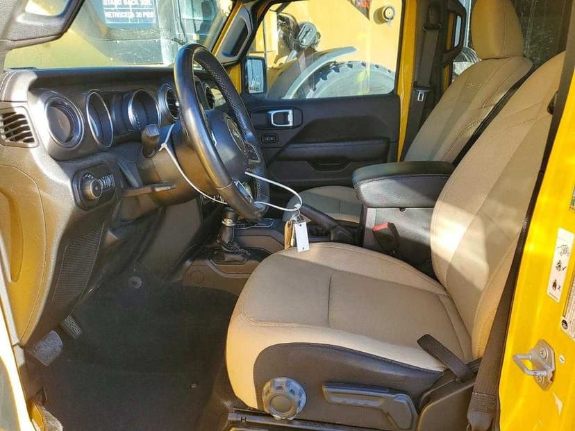 Sprzedam JEEP Wrangler Sahara 2020