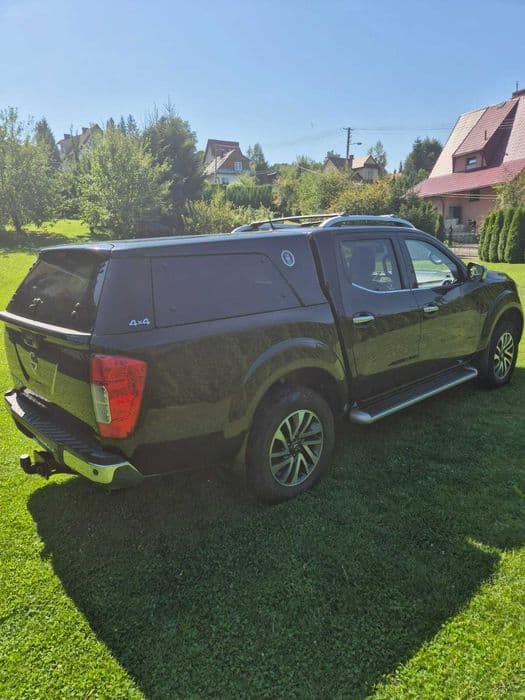 NISSAN Navara 2017 manual, 4x4, diesel, czarny metalik.
