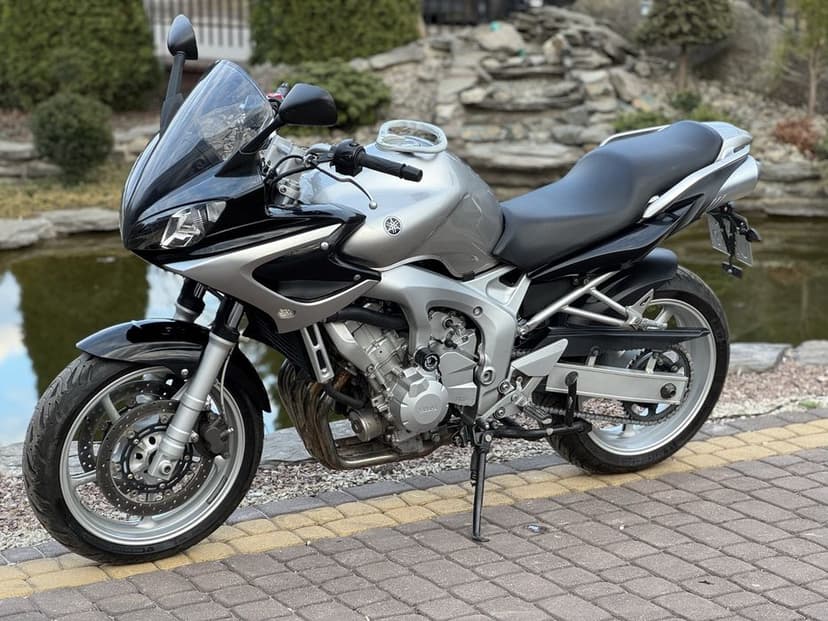 YAMAHA FZ6 Fazer Dostawa Ładny Stan