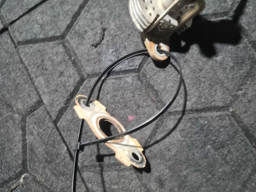 Toyota Hilux VIII 2.8 lift 21r wtryskiwacz AdBlue wtrysk