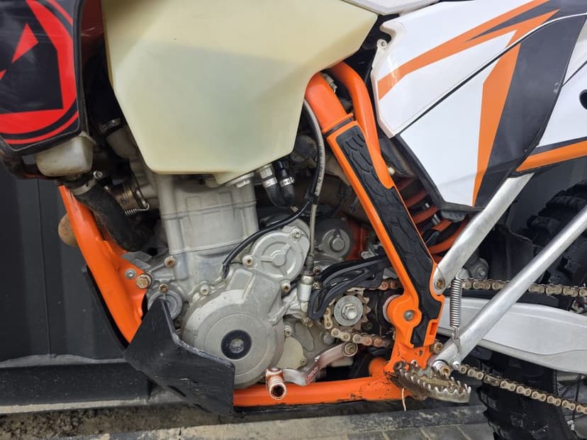 Ktm exc-f 350 six days model 2015