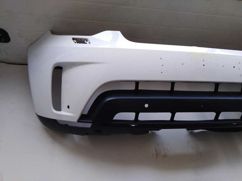 Land Rover Discovery V 5 Zderzak przód