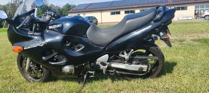 Suzuki gsx 750F kompletny jeździ