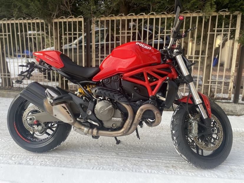 Ducati Monster 821 sprowadzony z Niemiec 2015r. Lekko uszkodzony
