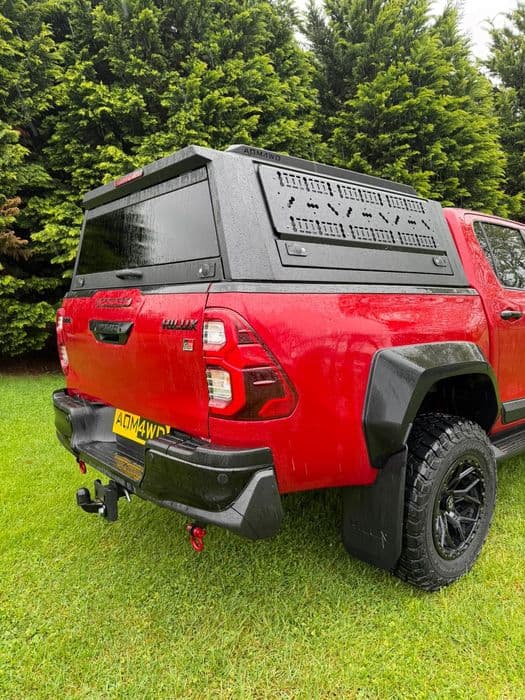 Hardtop zabudowa paki 2 szyby boki Rotopax Airline Toyota Hilux 2015-